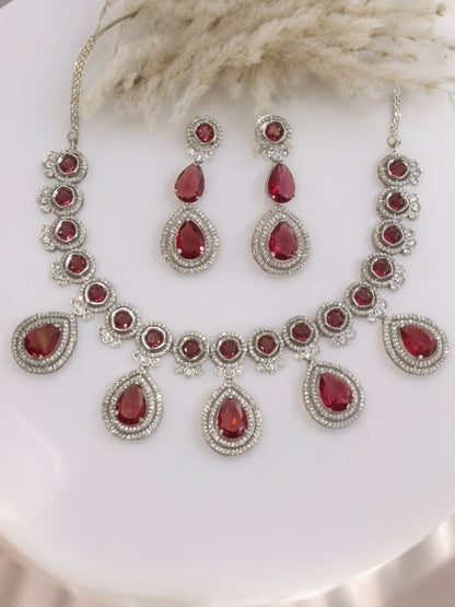 RED NAMYA DIAMOND JEWELLERY SET