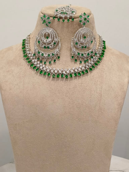 GREEN ARCHISHA DIAMOND JEWELLERY SET