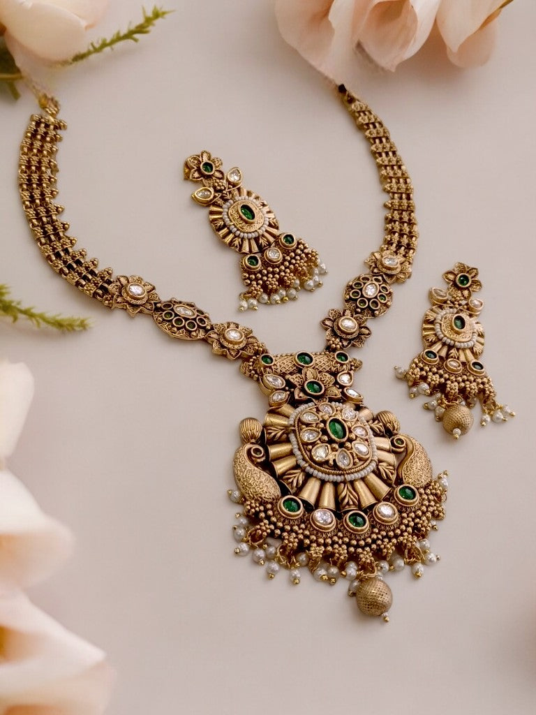 GREEN AKSHARA JEWELLERY SET