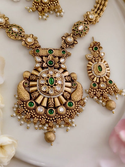 GREEN AKSHARA JEWELLERY SET