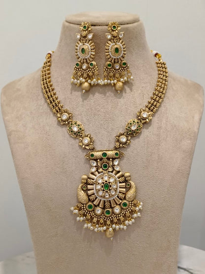 GREEN AKSHARA JEWELLERY SET