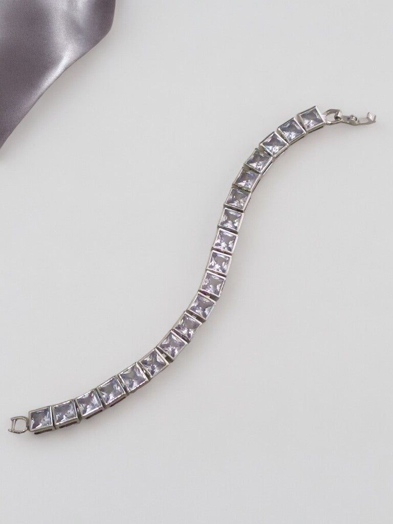 SQUARE AAHANA DIAMOND BRACELET
