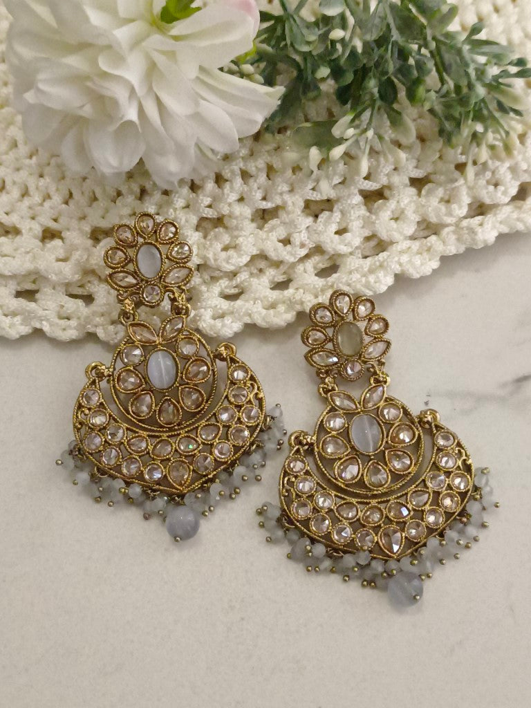 GREY YAMI EARRINGS