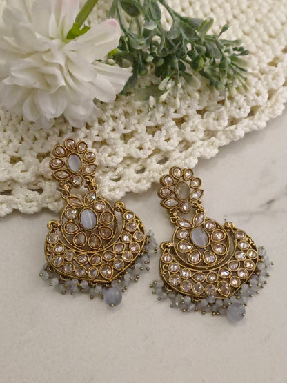 GREY YAMI EARRINGS