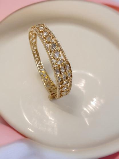 GOLD RADHIKA KUNDAN BANGLE