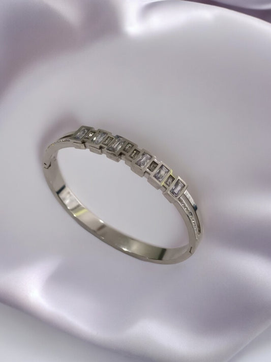SILVER RECTANGULAR DIAMOND AMBER BRACELET