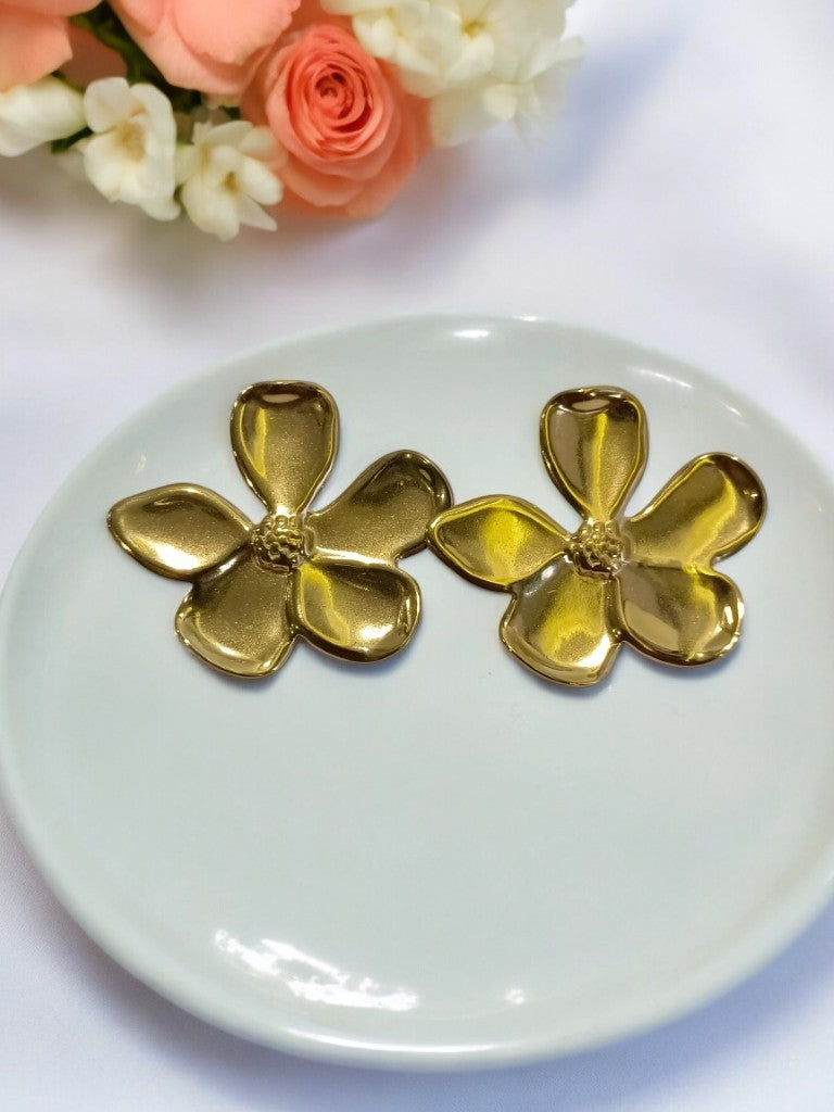 GOLD FLOWER RILEY EARRINGS