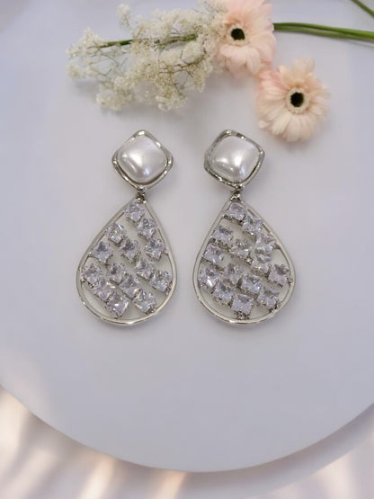 SILVER DIAMOND & PEARL COOPER EARRINGS