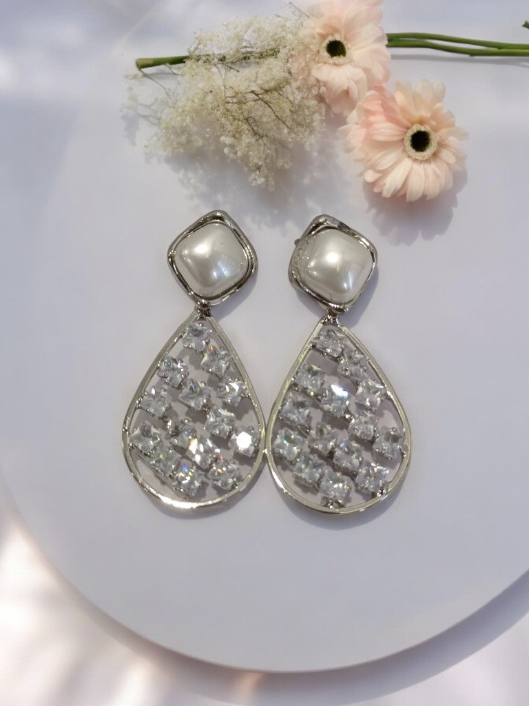SILVER DIAMOND & PEARL COOPER EARRINGS