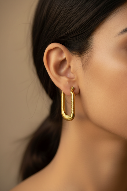 GOLD ROUNDED RECTANGLE ISABELLA  EARRINGS