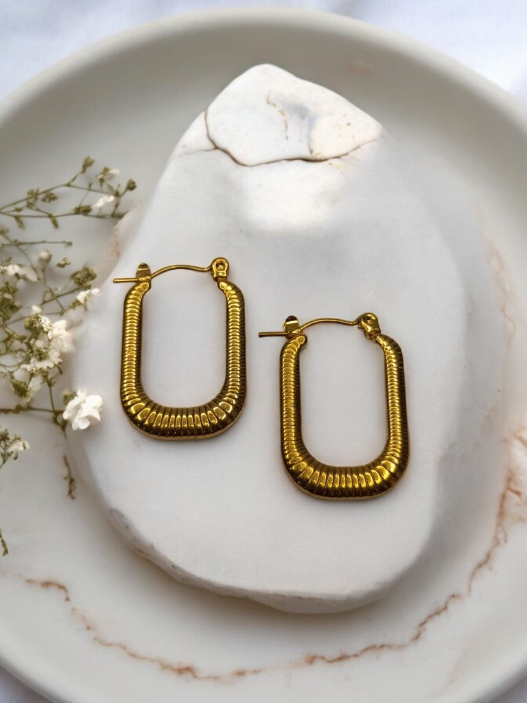 GOLD ROUNDED RECTANGLE ISABELLA  EARRINGS