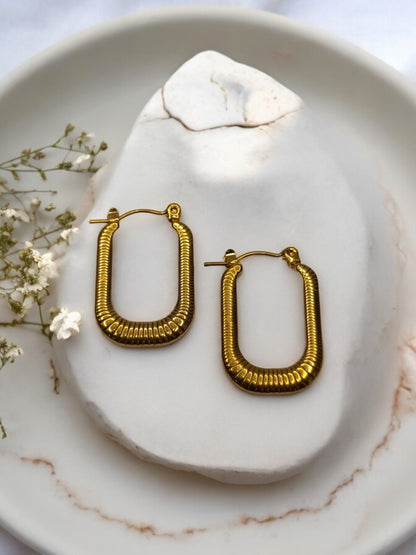 GOLD ROUNDED RECTANGLE ISABELLA  EARRINGS