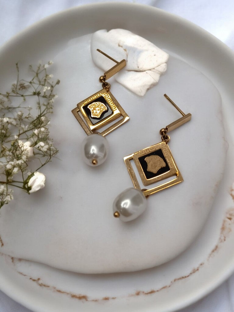 ROSE GOLD SQUARE EMBOSSED WITH PEARL DELIAH EARRINGS