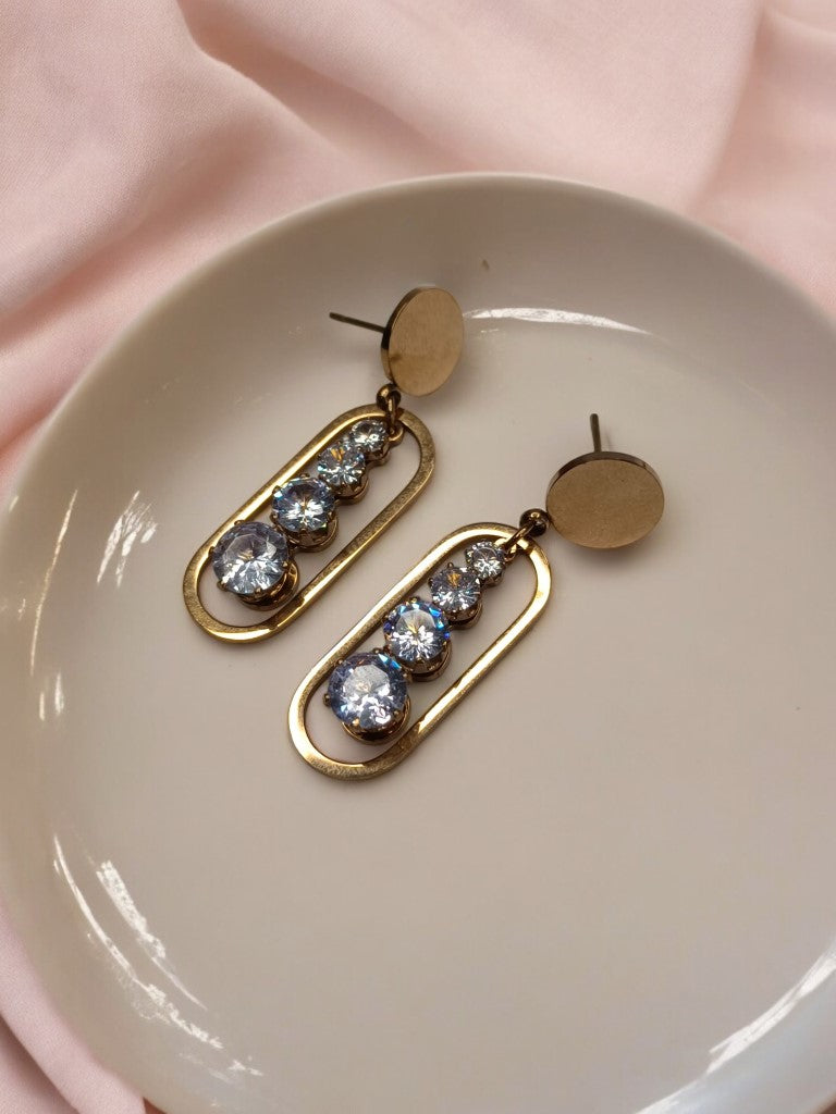 GOLD DIAMOND LUCY EARRINGS