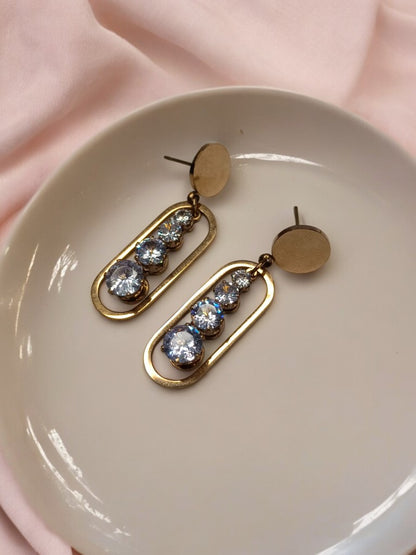 GOLD DIAMOND LUCY EARRINGS