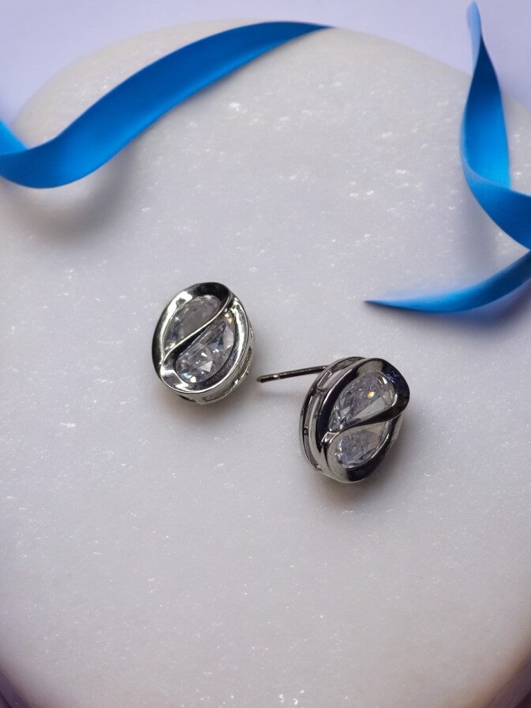 SILVER DIAMOND AYLIN EARRINGS