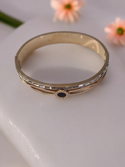 ROSE GOLD ROMAN NUMERAL WITH DIAMOND LINE BRIONY BRACELET