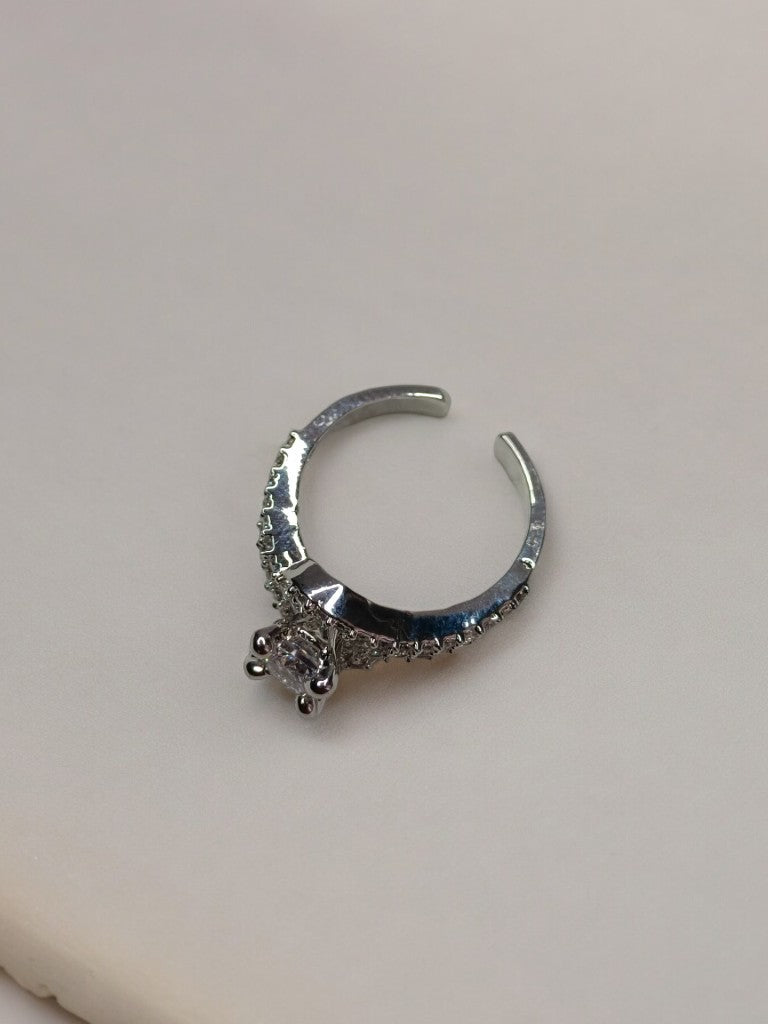 DAIMOND ALVIN RING