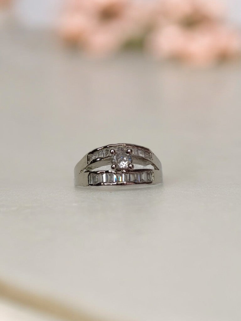 DAIMOND BOZENACA RING