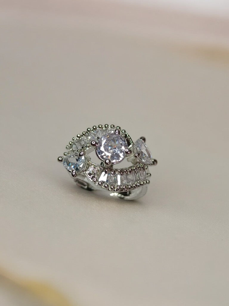 DAIMOND DUSICA RING