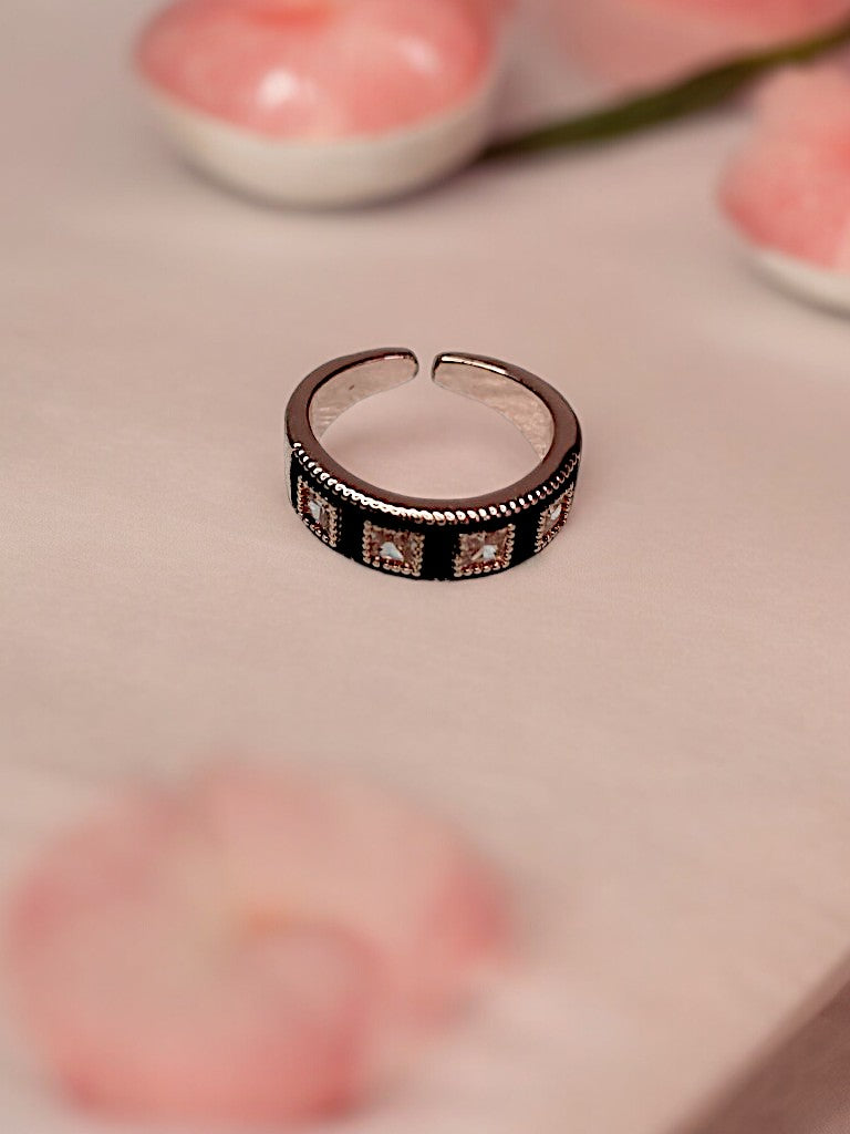 ROSE GOLD DAIMOND GILBERTA RING