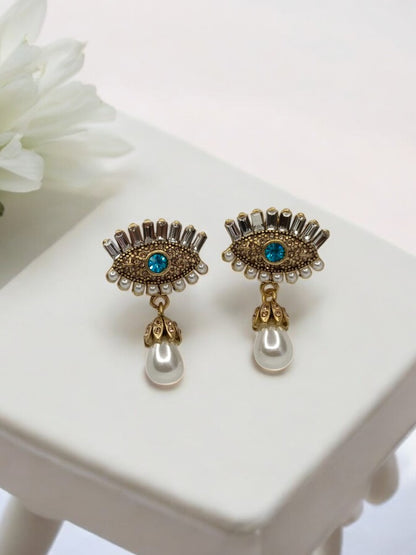 HANGING PEARL BELINDA EARRING