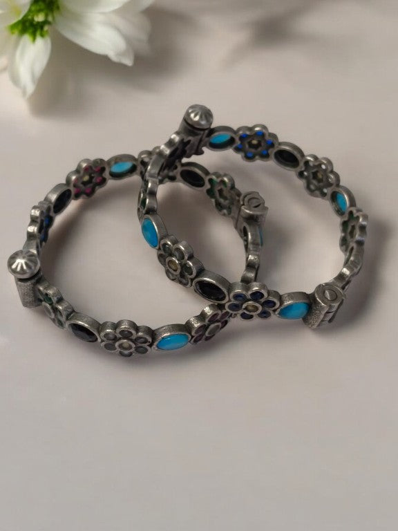 LEKSHA GERMAN SILVER BANGLE