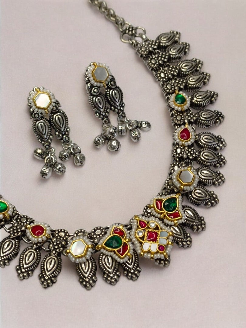 RUBY AND WHITE LESHWINI GERMAN SILVER JEWELLERY SET