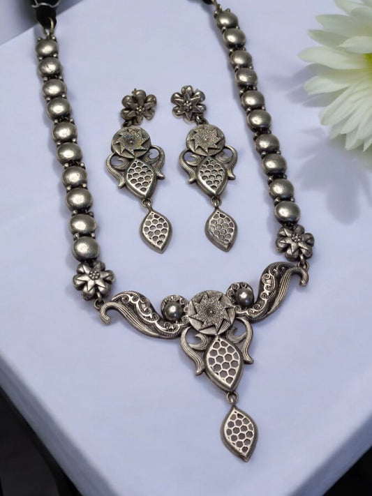 RIVANTHI GERMAN SILVER JEWELLERY SET