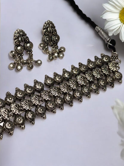 GAURAVI GERMAN SILVER JEWELLERY SET