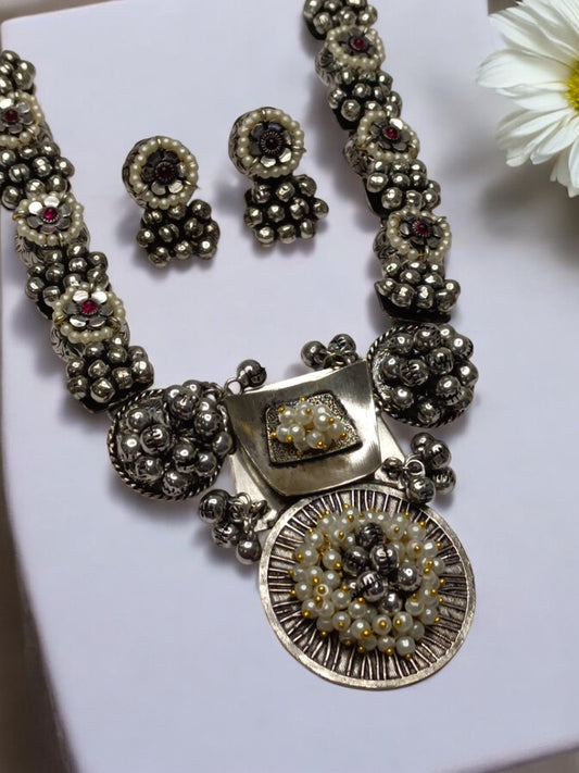 DIVYASINI GERMAN SILVER JEWELLERY SET
