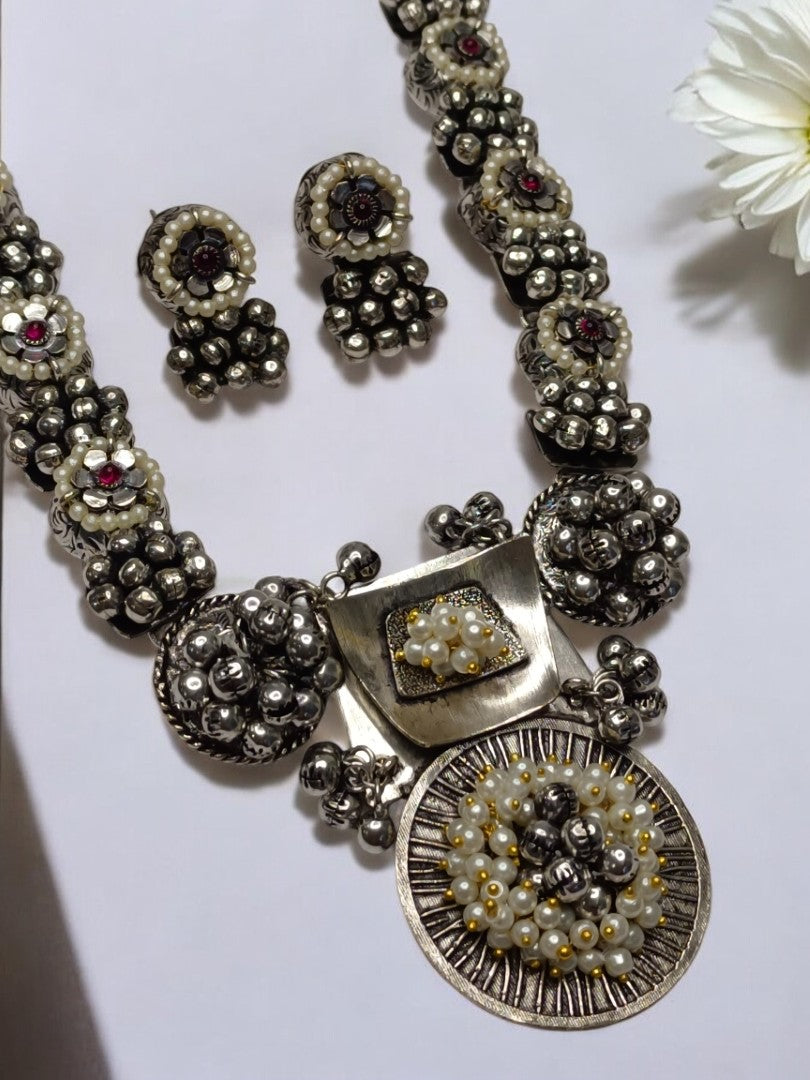 DIVYASINI GERMAN SILVER JEWELLERY SET