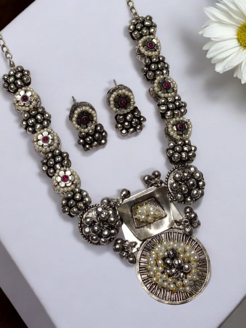 DIVYASINI GERMAN SILVER JEWELLERY SET