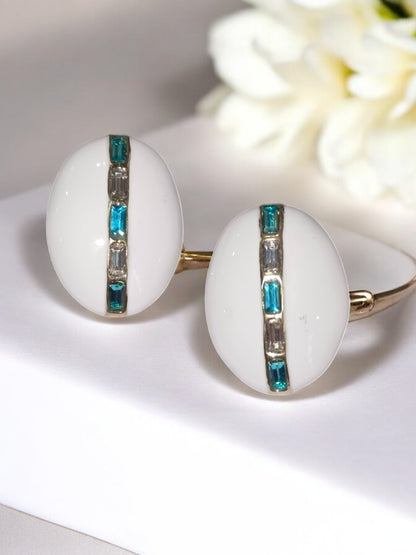 WHITE OVAL WILLIE EARRINGS