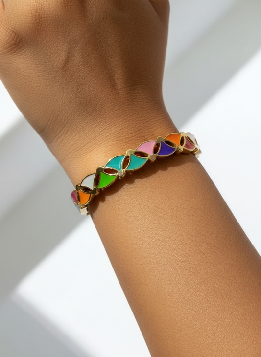 MULTI TRIANGLE AARIVANA BRACELET