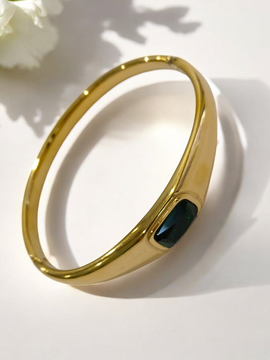 GREEN RECTANGULAR DIAMOND REED BRACELET