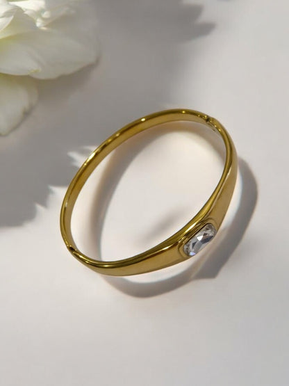WHITE RECTANGULAR DIAMOND REED BRACELET