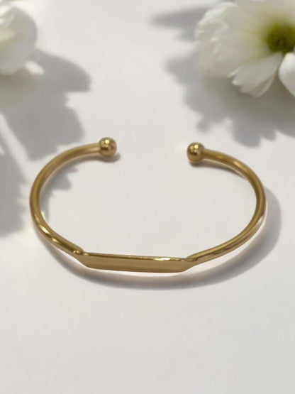 GOLDEN MRADU BRACELET (CUFF)