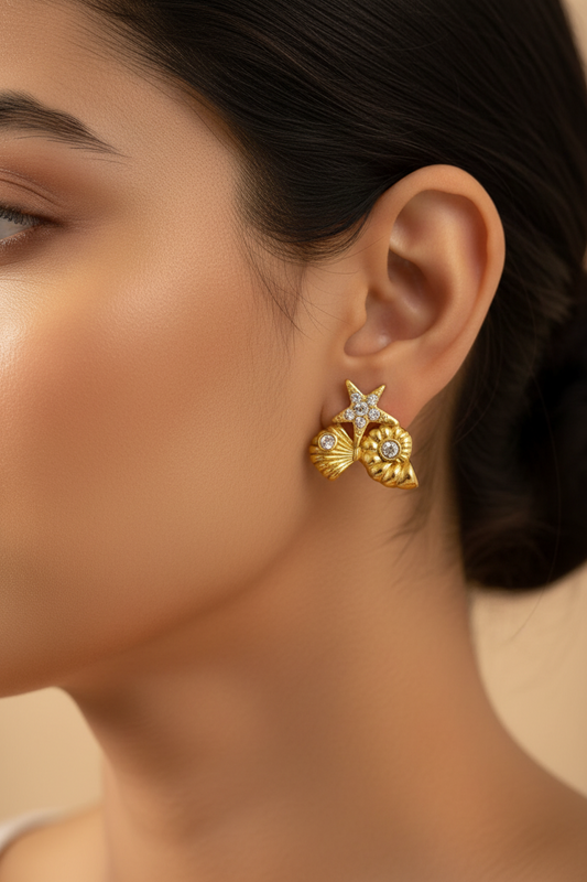 GOLD DIAMOND STAR NENEY EARRINGS