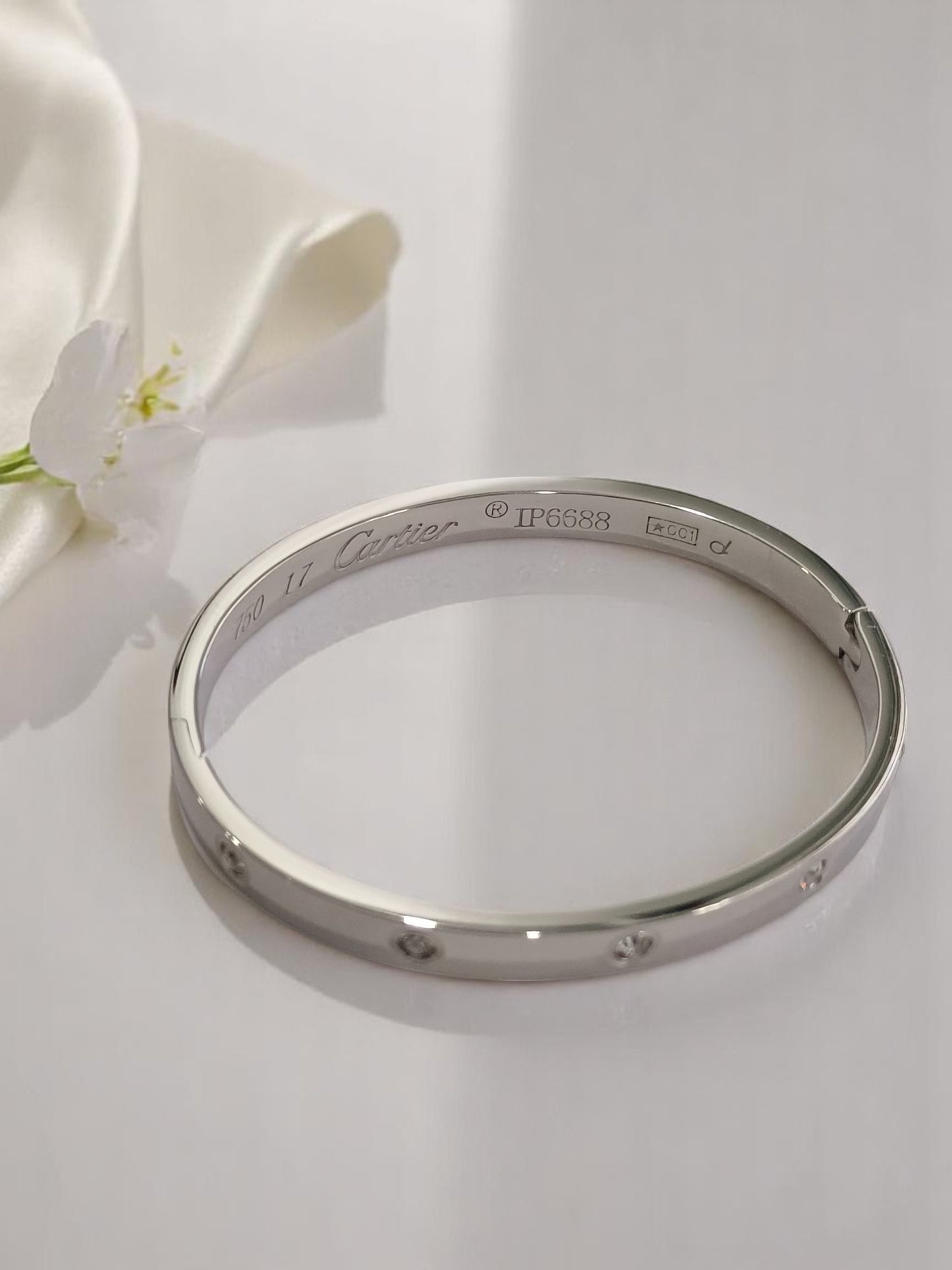 SILVER DIAMOND CARTIER TIMOTHY BRACELET