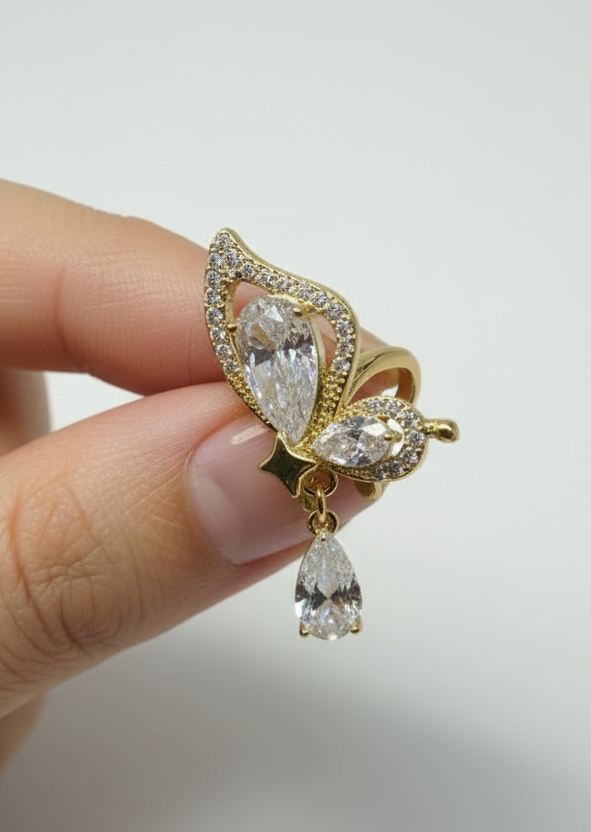 GOLDEN DIAMOND BUTTERFLY KIAN LEFT EAR CUFF