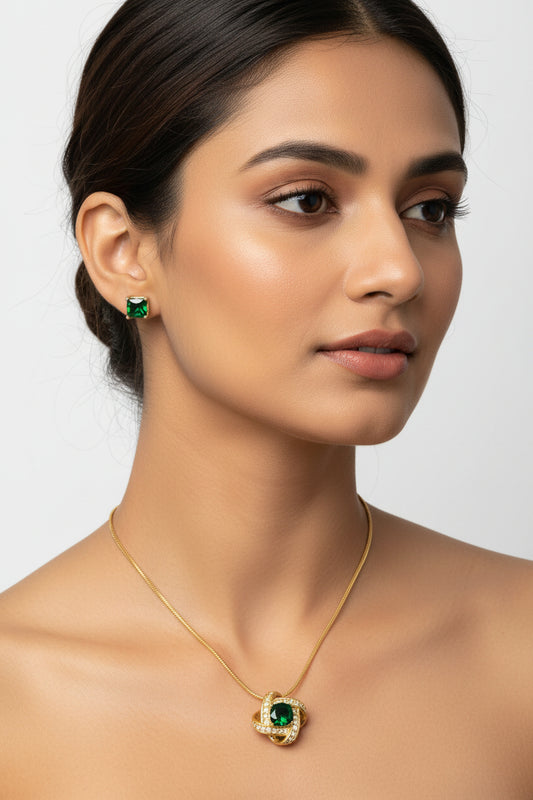 GREEN STAR NECKLACE AND EARRINGS (COMBO)