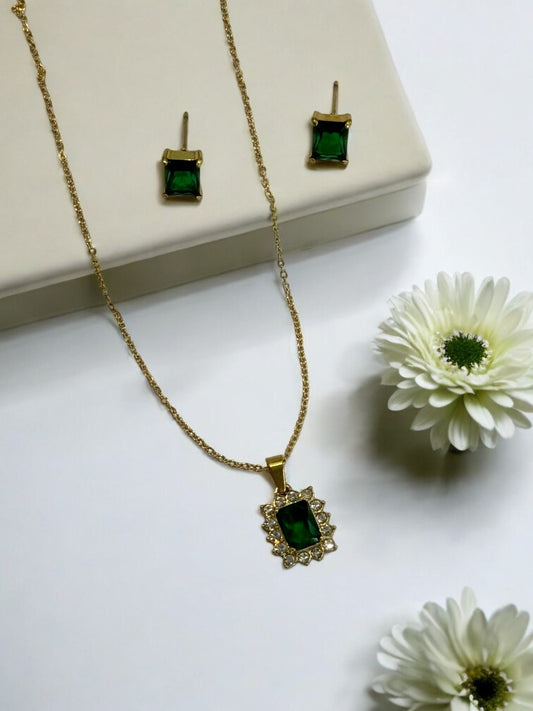 GREEN DIAMOND MICAHYN NECKLACE