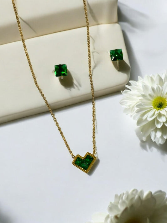 GREEN DIAMOND LUIS NECKLACE