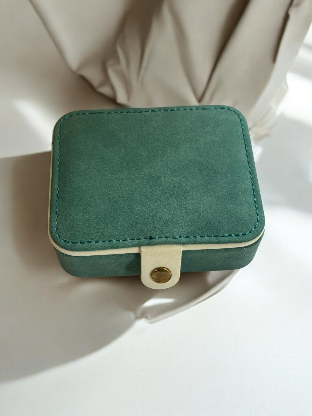 OLIVE GREEN ORGANIZER GIFT BOX