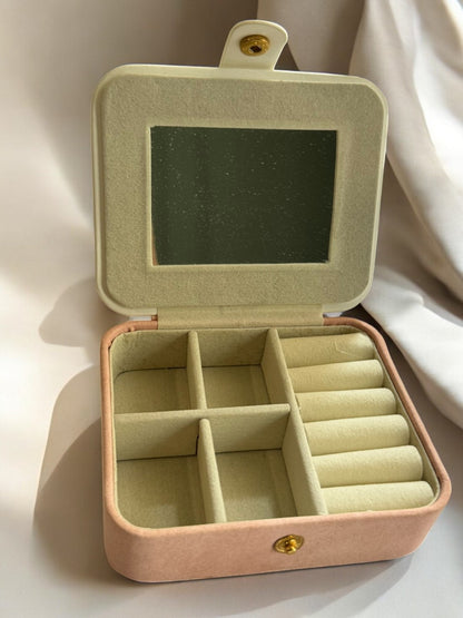 LIGHT BROWN ORGANIZER GIFT BOX
