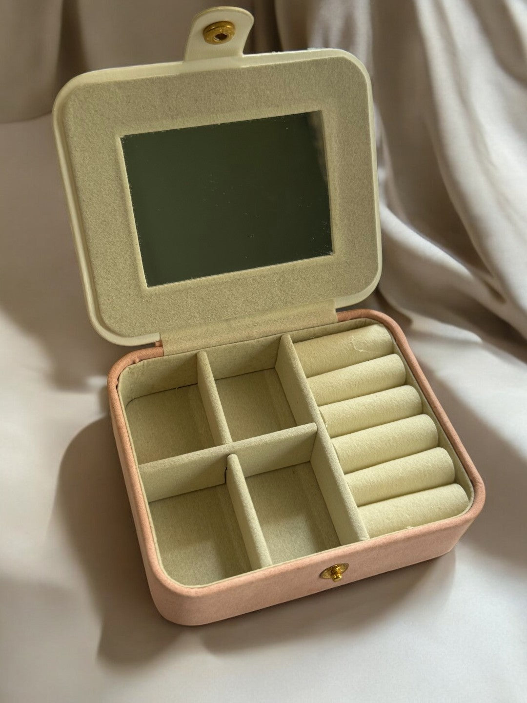 LIGHT BROWN ORGANIZER GIFT BOX