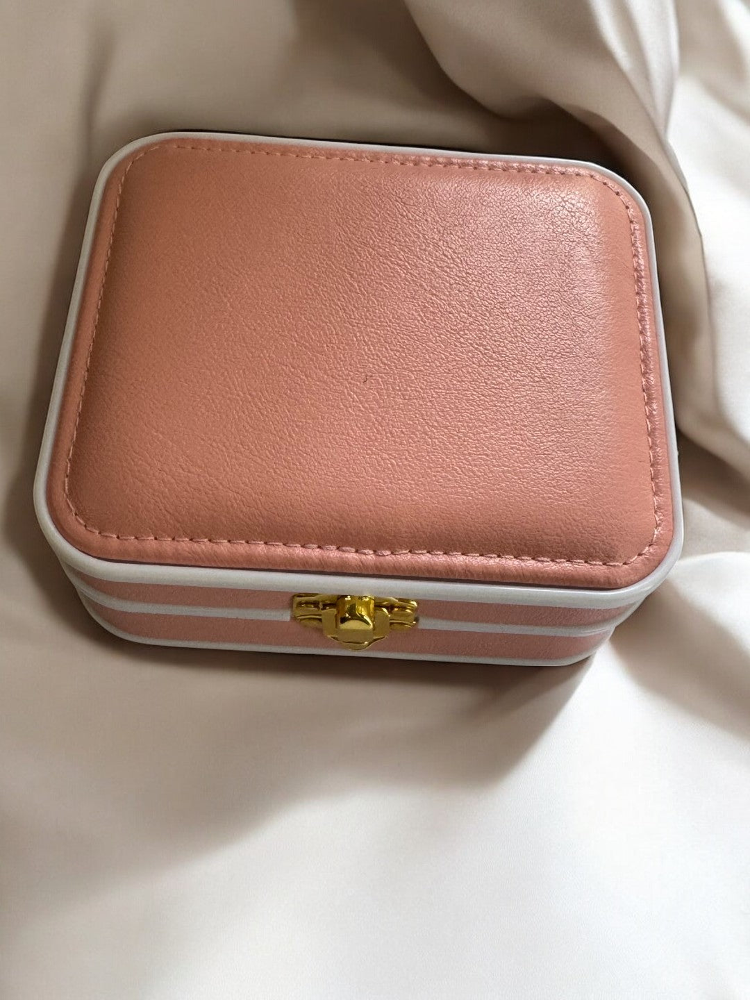 PINK ORGANIZER GIFT BOX