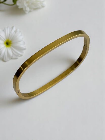 GOLDEN SQUARE LOGAN BRACELET