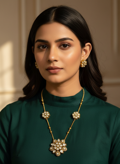 GOLDEN RACHI KUNDAN JEWELLERY SET